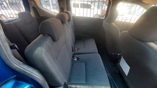 Toyota Sienta Blue Hybrid 2019 2wd image 13