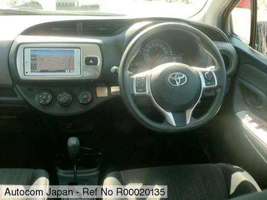 Toyota vitz (cash or hire) image 4