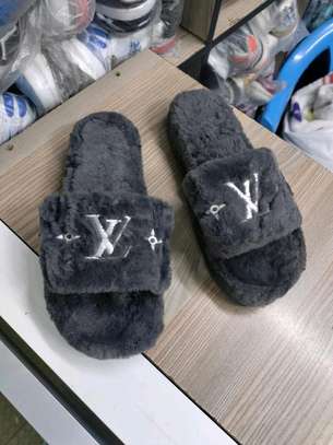 LV fur sandals size 37-42 @ksh 1950 image 2