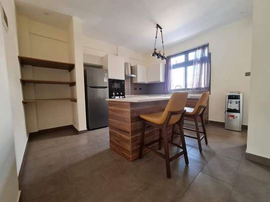 Furnished 2 Bed Apartment with En Suite in Spring Valley image 6