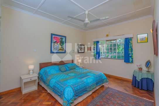 4 Bed House with Garden at Coffee Garden Estate image 15