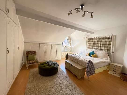 4 Bed Apartment with En Suite in Lavington image 16