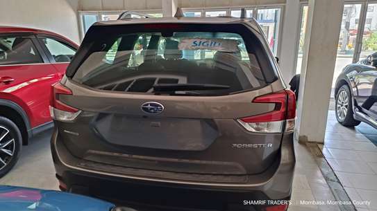 Subaru Forester SK9 Sunroof 2018 Grey image 10