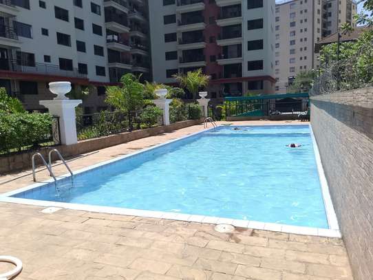 3 Bed Apartment with En Suite in Kilimani image 10