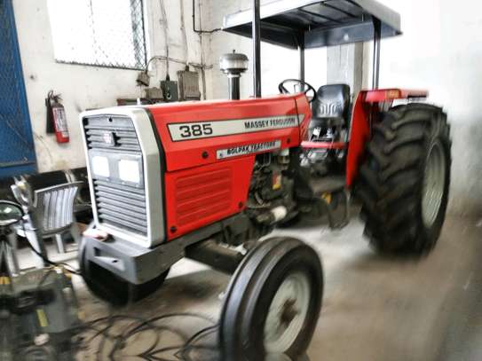 Massey Ferguson tractor 385 2022 image 6