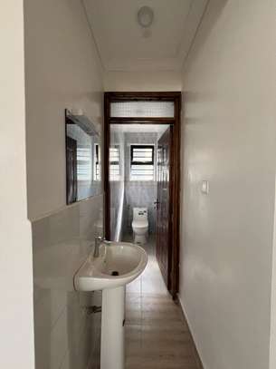 3 Bed House with En Suite at Near Spur Mall image 12