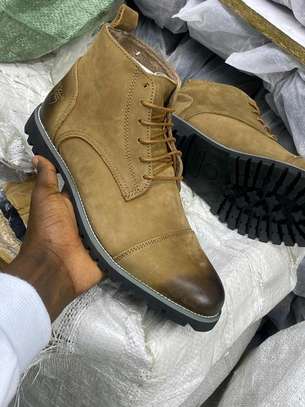 Clerk boots top