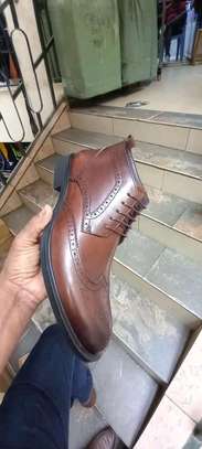 Authentic Leather Official Boots
38 to 45
Ksh.4999 image 1