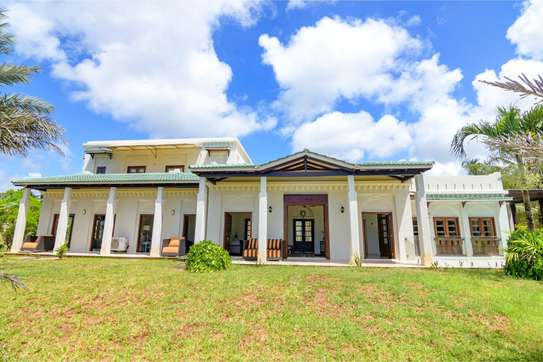 4 Bed House with Swimming Pool in Vipingo image 11