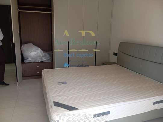 5 Bed Townhouse with En Suite at Lavington image 12