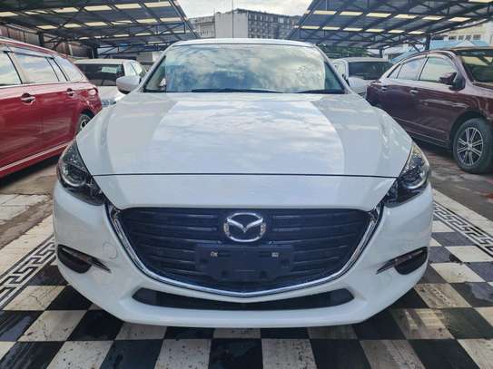 AXELA PETROL 2018MODEL image 1