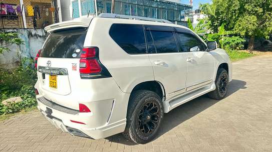 Toyota prado Tx 2012 image 2