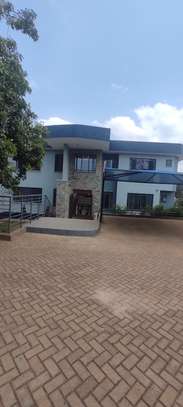 4 Bed Villa with En Suite at Kiambu Road image 4