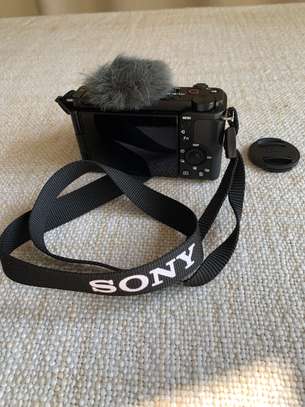 Sony ZV-E10 Full Mirrorless Camera Vlogging Kit image 6