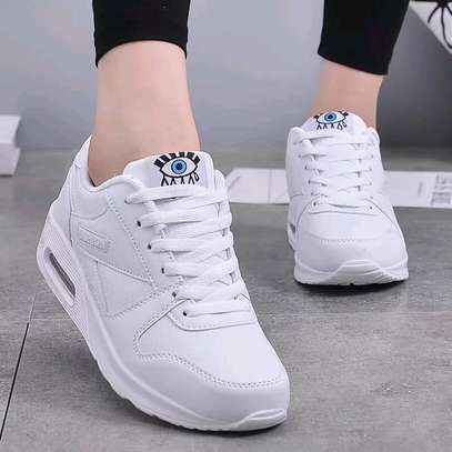 Ladies sneakers available from sizes 36_42 image 6