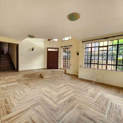 4 Bed Townhouse with En Suite in Kilimani image 3