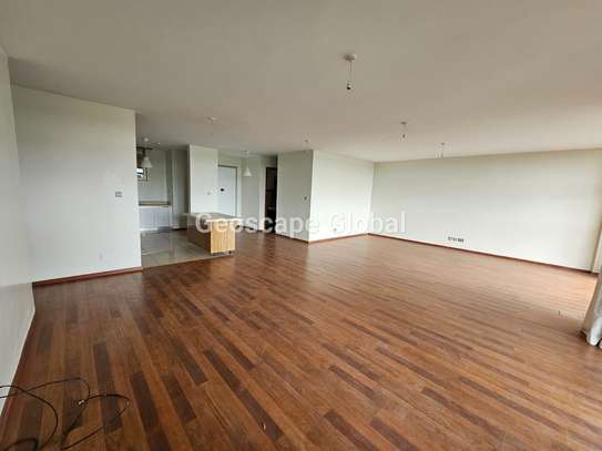 3 Bed Apartment with En Suite in Muthaiga image 13