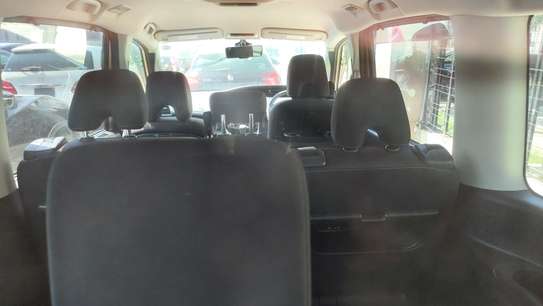 NISSAN SERENA HIGHWAY STAR ⭐⭐✨ GOLD 2018 image 5