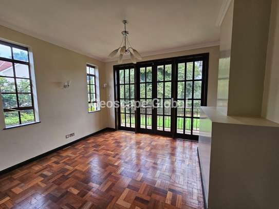5 Bed House with En Suite in Rosslyn image 6
