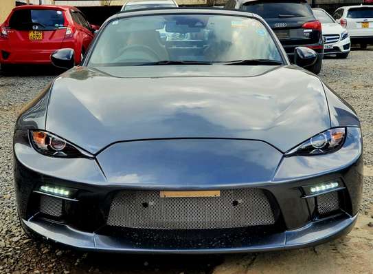 mazda miata roadster image 1