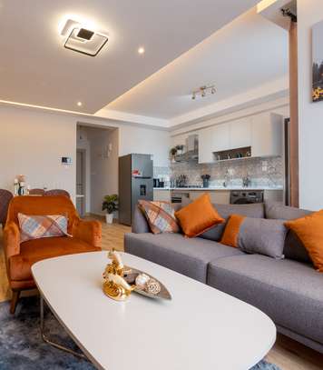 2 Bed Apartment with En Suite in Riverside image 2