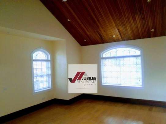 4 Bed Townhouse with En Suite in Kitisuru image 1