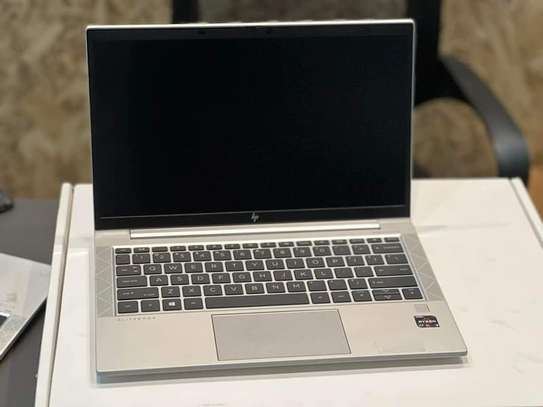 HP EliteBook 835 G8 image 1