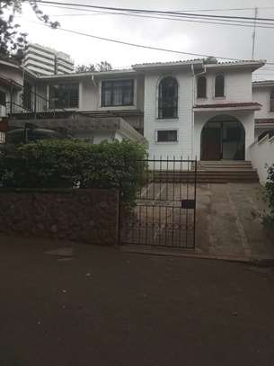 3 Bed Townhouse with En Suite at Kileleshwa image 30