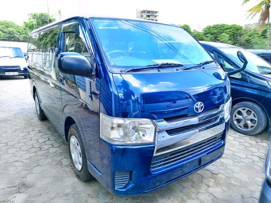 Toyota Hiace blue 💙 image 5