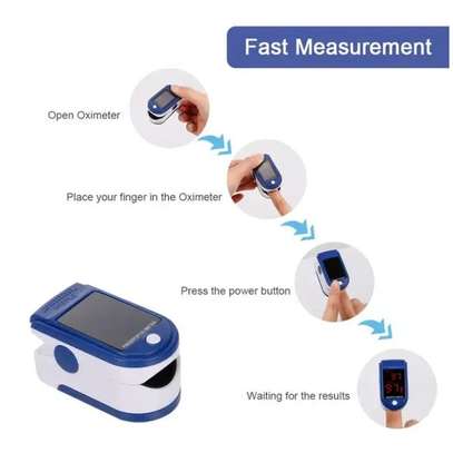 Finger Clip Type Pulse Oximeter Heart Rate Blood Pressure Monitor image 3