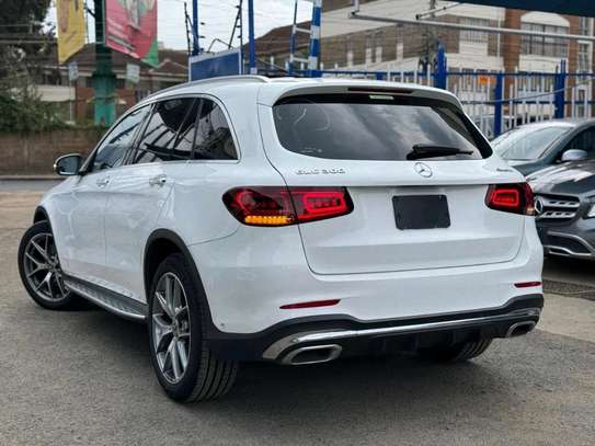 2019 Mercedes Benz GLC300 image 5