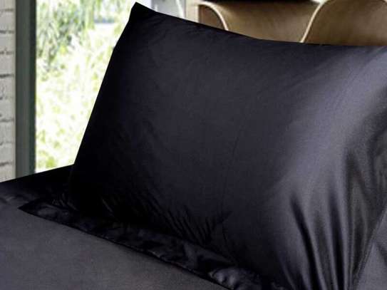 FANCY BLACK AND WHITE PILLOW CASES image 3