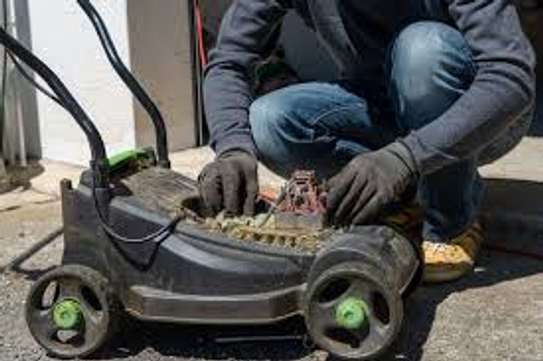 Best Lawn Mower Repair Services image 1