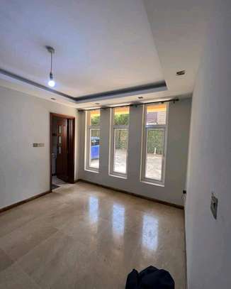 5 Bedroom Villa for Rent in Lavington Nairobi Kenya image 7