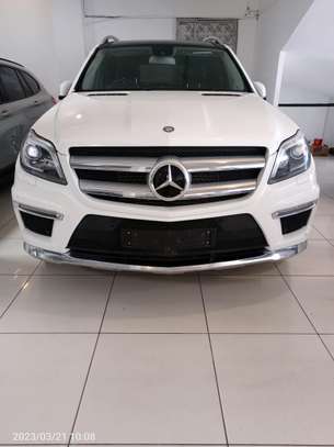 Mercedes Benz GLE 350 pearl image 5