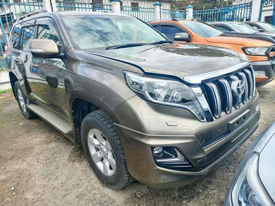 Toyota Land cruiser Prado TX Diesel image 11