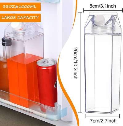 1L clear acrylic fridge bottle with tight duo lid image 2