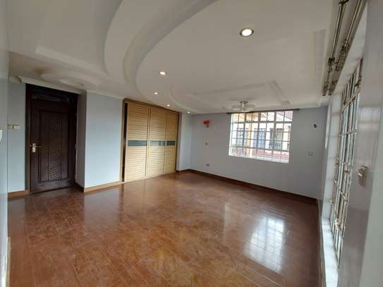 5 Bed Townhouse with Garden at Convent Drive image 7