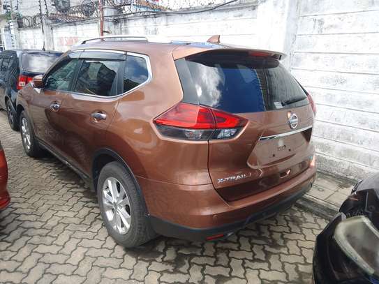X-TRAIL WITH SUNROOF (MKOPO/HIRE PURCHASE ACCEPTED) image 5