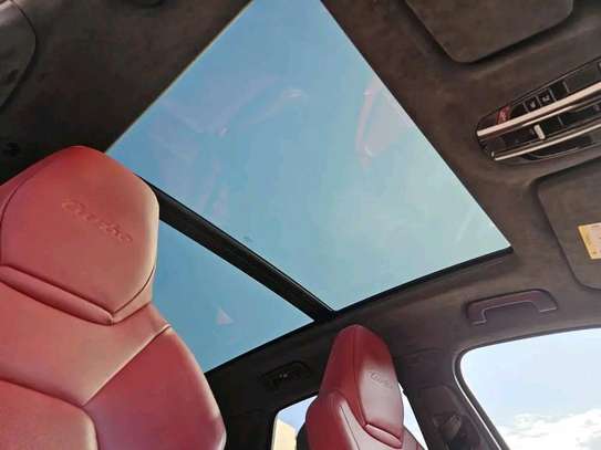 Porsche Cayenne turbo  sunroof 2019 image 5