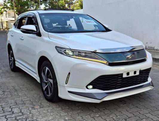 Toyota harrier premium grade 2018 sunroof image 14