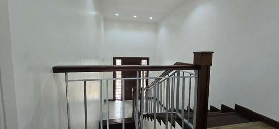 3 Bed Apartment with En Suite in Runda image 5