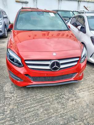 Mercedes Benz A180red image 1