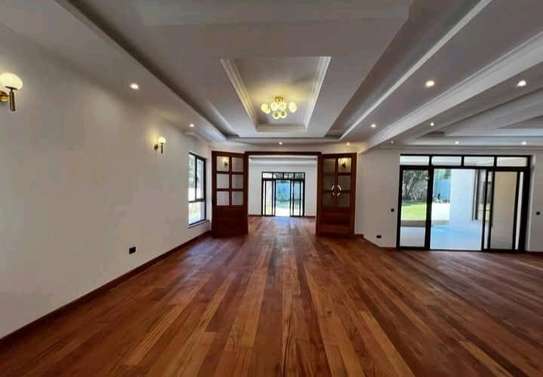 Five bedroom for sale Karen image 5