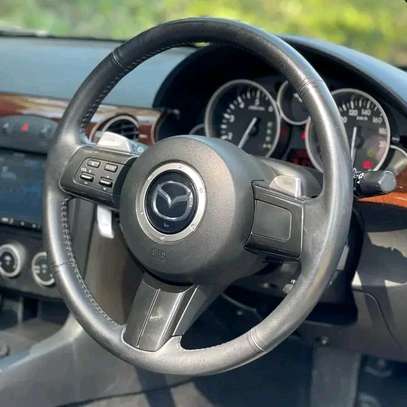 2014 Mazda mx-5 Miata convertible image 2