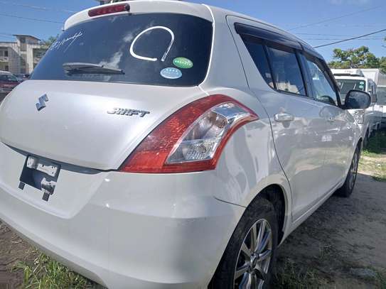 Suzuki swift image 5