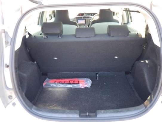 TOYOTA AQUA KDE (MKOPO/HIRE PURCHASE ACCEPTED) image 11
