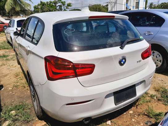 BMW 116i  2016 Sport  white 👌 image 2