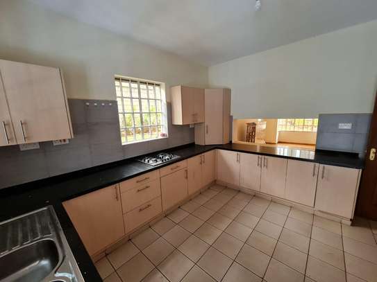 5 Bed Townhouse with En Suite at Kileleshwa image 12