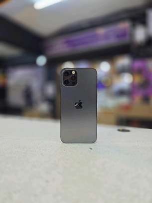 iphone 12 pro image 3